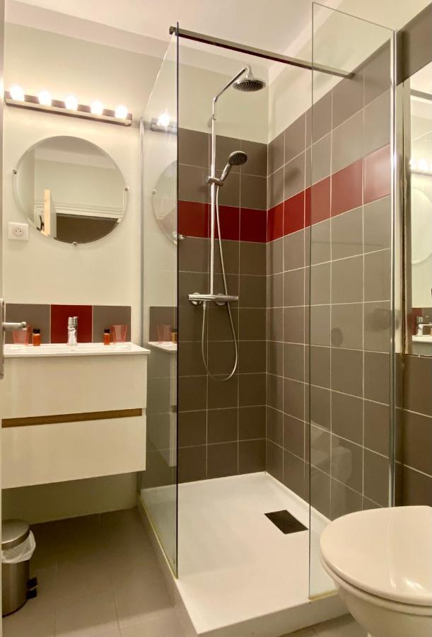 Rive Droite Hotel Apt Luaran gambar
